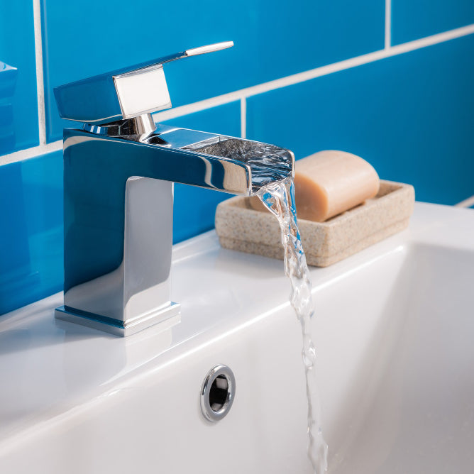 How Universal Are Bathroom Faucets? Evaluating Faucet Versatility