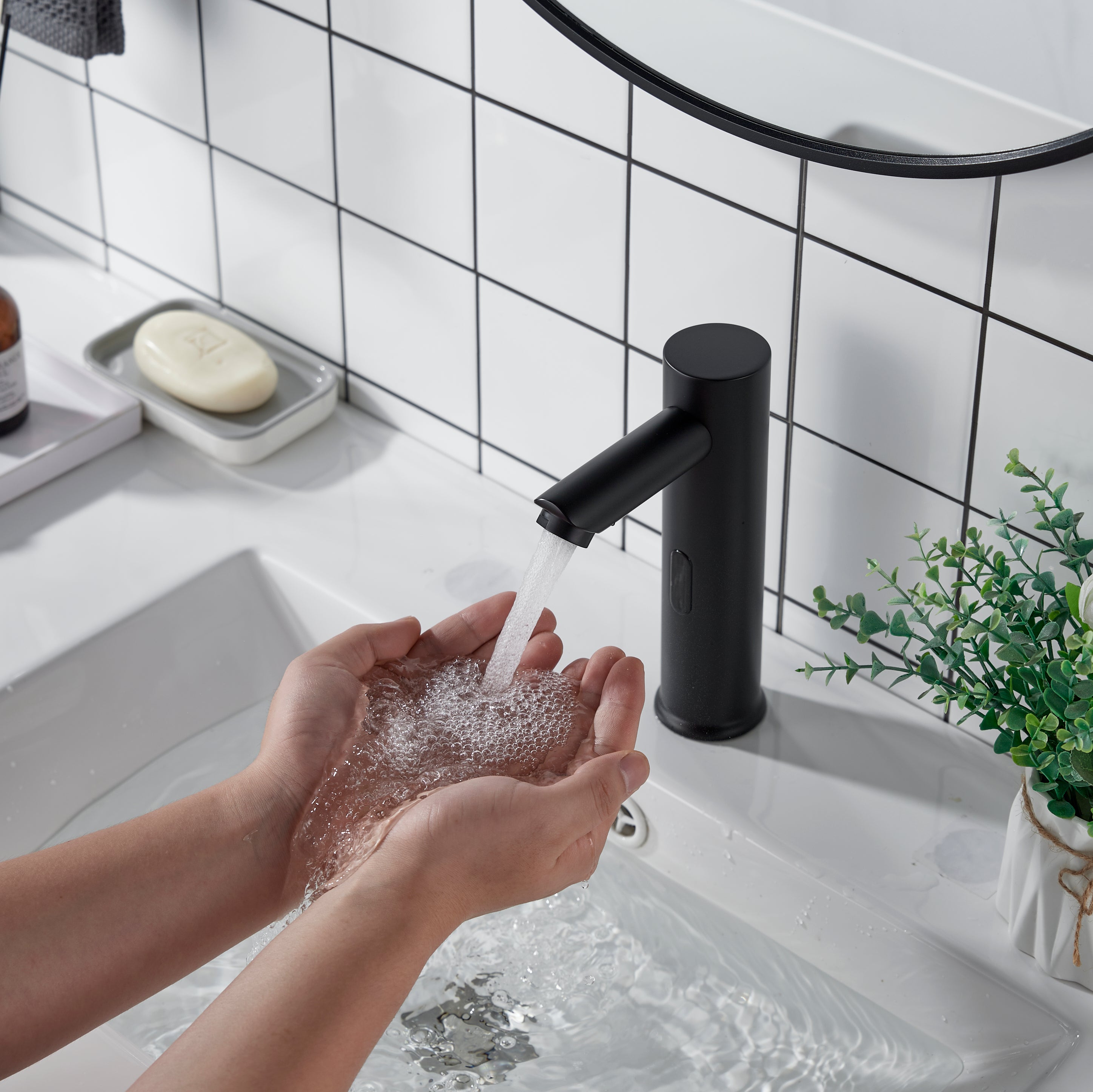 Forious Max Black Touchless Bathroom Sink Faucet